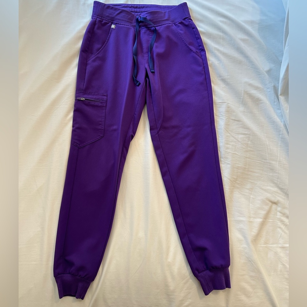 Figs Zamora Jogger XS, color digital grape